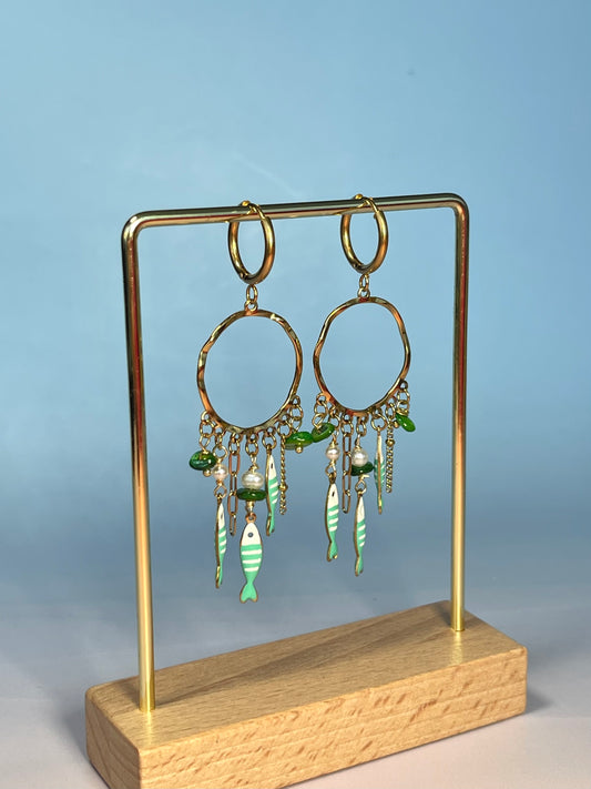 Par de pendientes peces