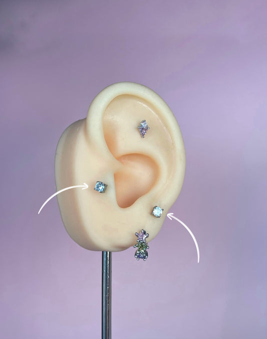 Pendiente/piercing brillo simple plateado