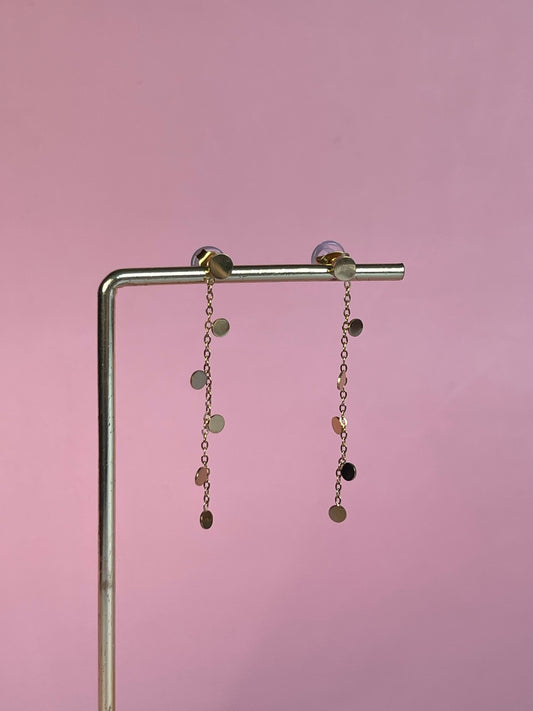 Par de pendientes “Dainty” dorados